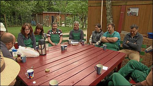 Teambesprechung im Grünen Bereich der WAB Kosbach