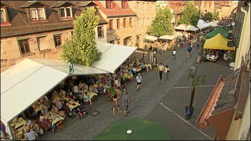 Die Gustavstraße mit der wechselvollen Vergangenheit liegt heute zwar nicht mehr im Herzen von Fürth, wohl aber den FürtherInnen am Herzen.