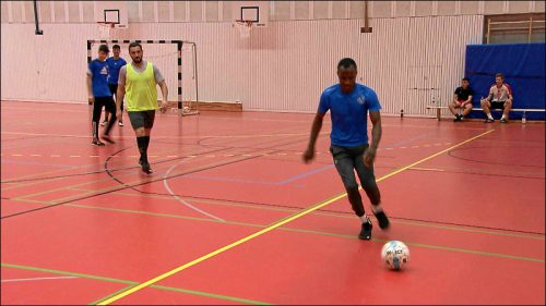 Fußball ist Tahas größtes Hobby. Er spielt bei der SGV Nürnberg-Fürth 1883.