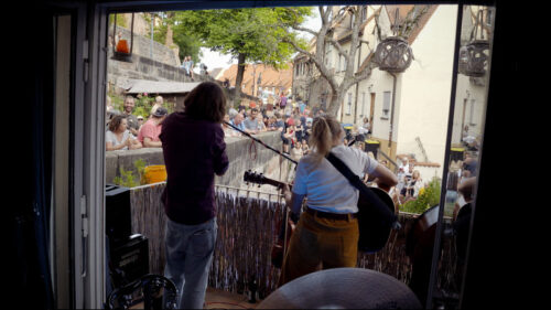 Zum Bardentreffen wird der Balkon des Winzers zur Bühne.