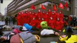 Die-in im Rahmen einer Demonstration zum Thema Artensterben und Erhaltung der Biodiversität